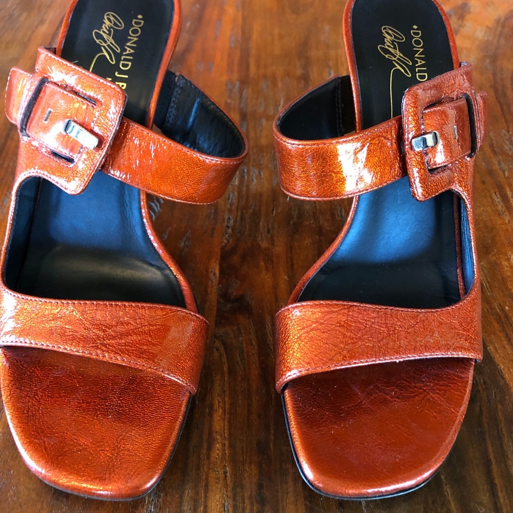 Donald J Pliner Orange Metallic Patent Sandals